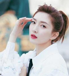 娱乐吃瓜江疏影,娱乐圈的瓜田，她如何成为焦点？